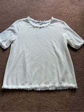 Green Envelope Cream Fringe-Trim Short Sleeve Top